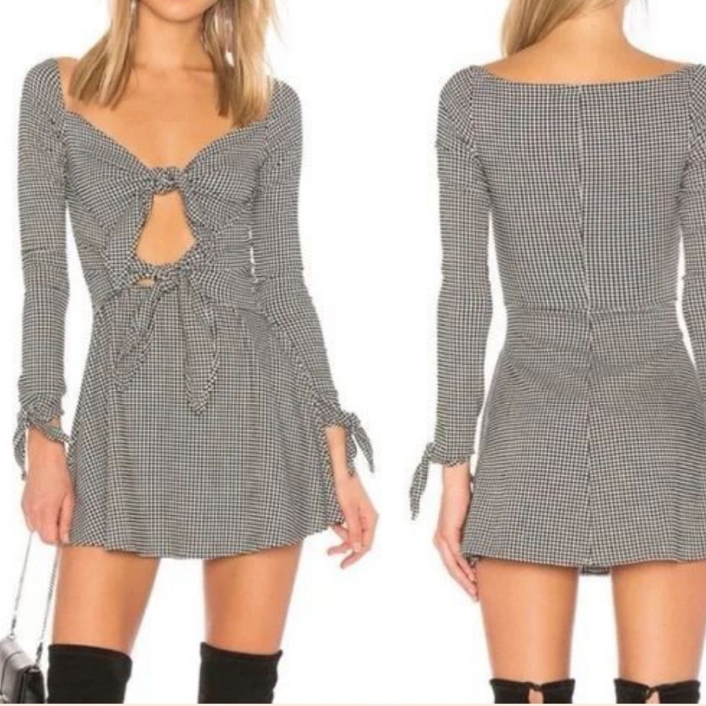 LPA Black and White Long Sleeve Sundress with Sweetheart Neckline - Preloved